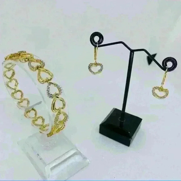 Sterling Silver set Gold Plated Diamond Accent - Picture 1 of 8